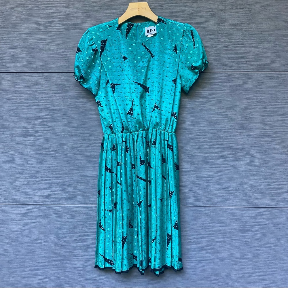Vintage REO Originals 80s pleated green dress union made in USA size 6